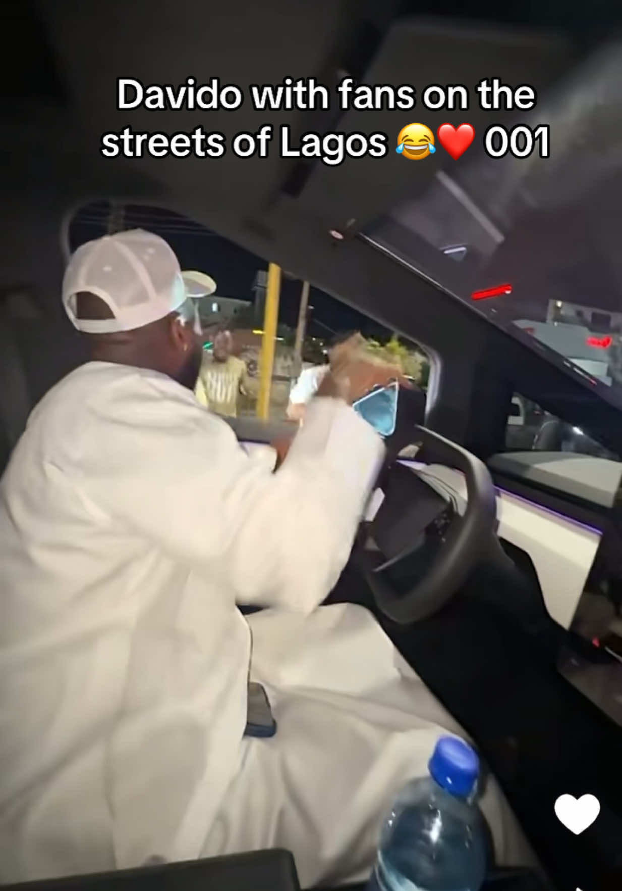 @EVERYTHING DAVIDO ❤️