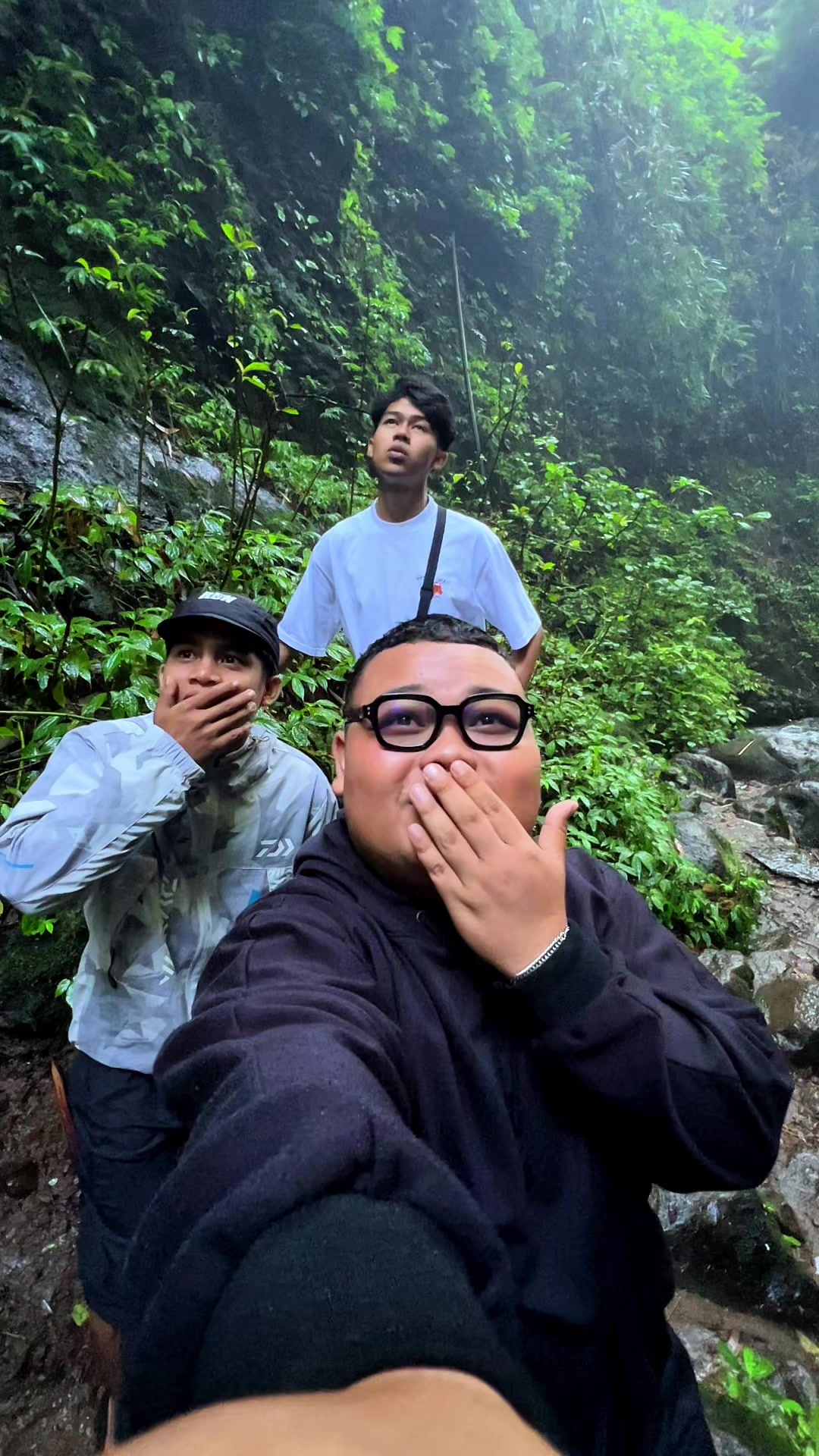 @Monggonedho