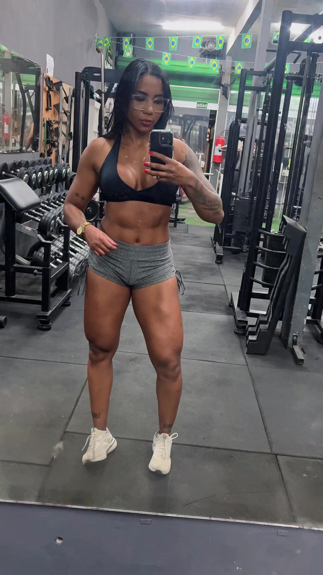 @Dhara Oliveira