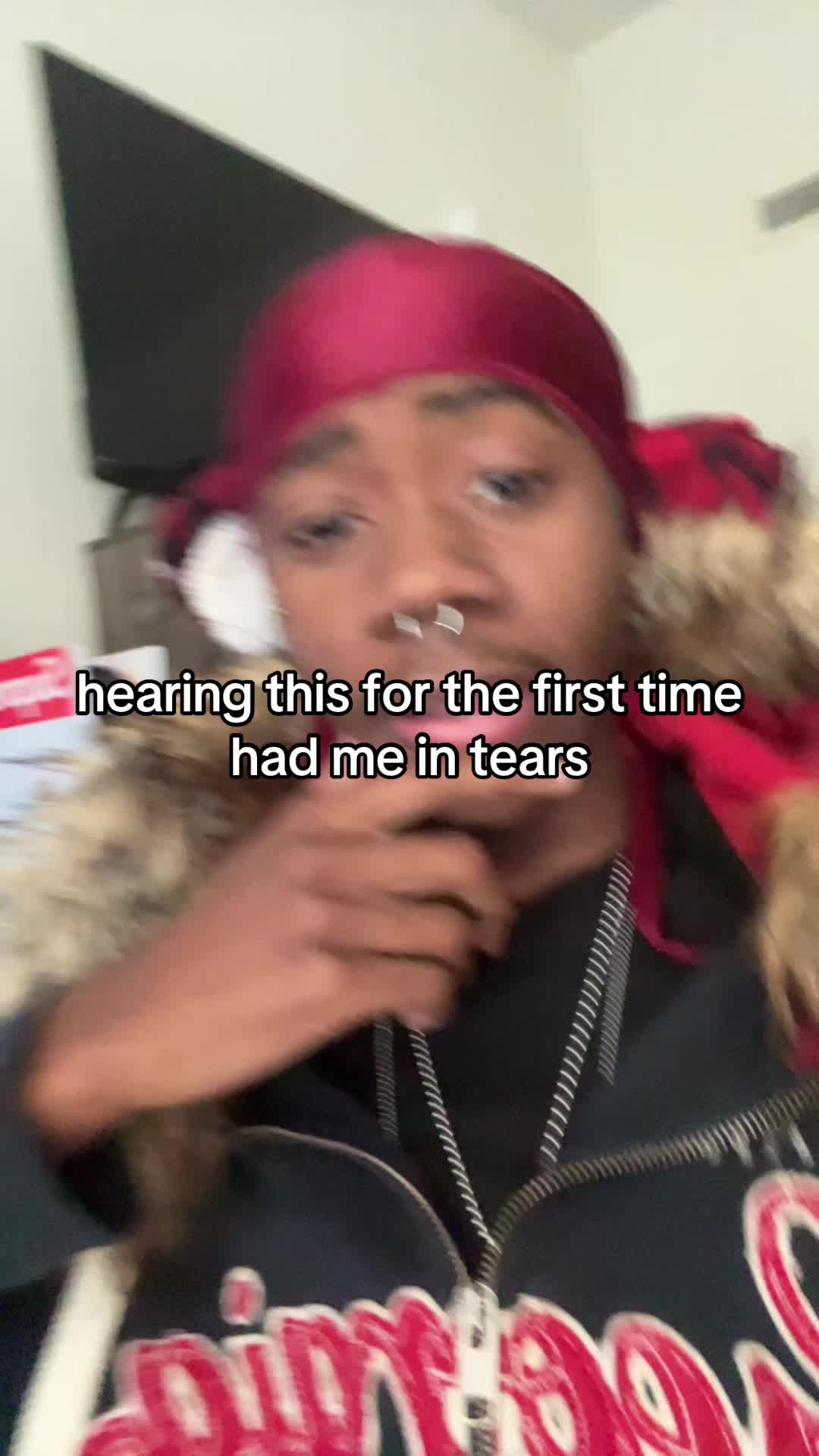 @crosses up