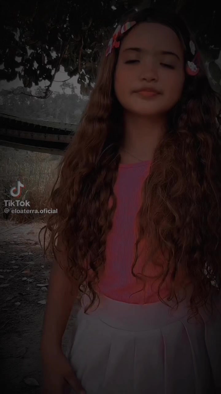 @Clara ama irmãs terra🦋