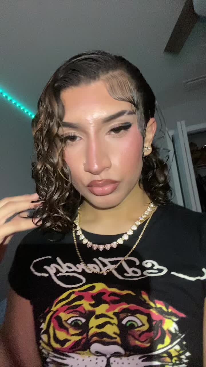 @dabaddestdoll