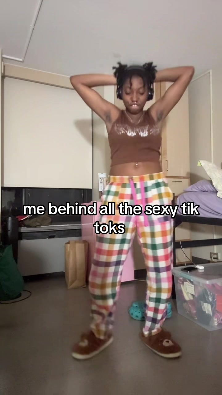 @Nia 🌸