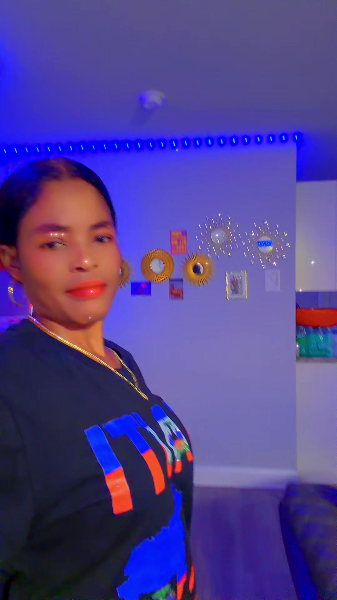 @Manuela Augustave