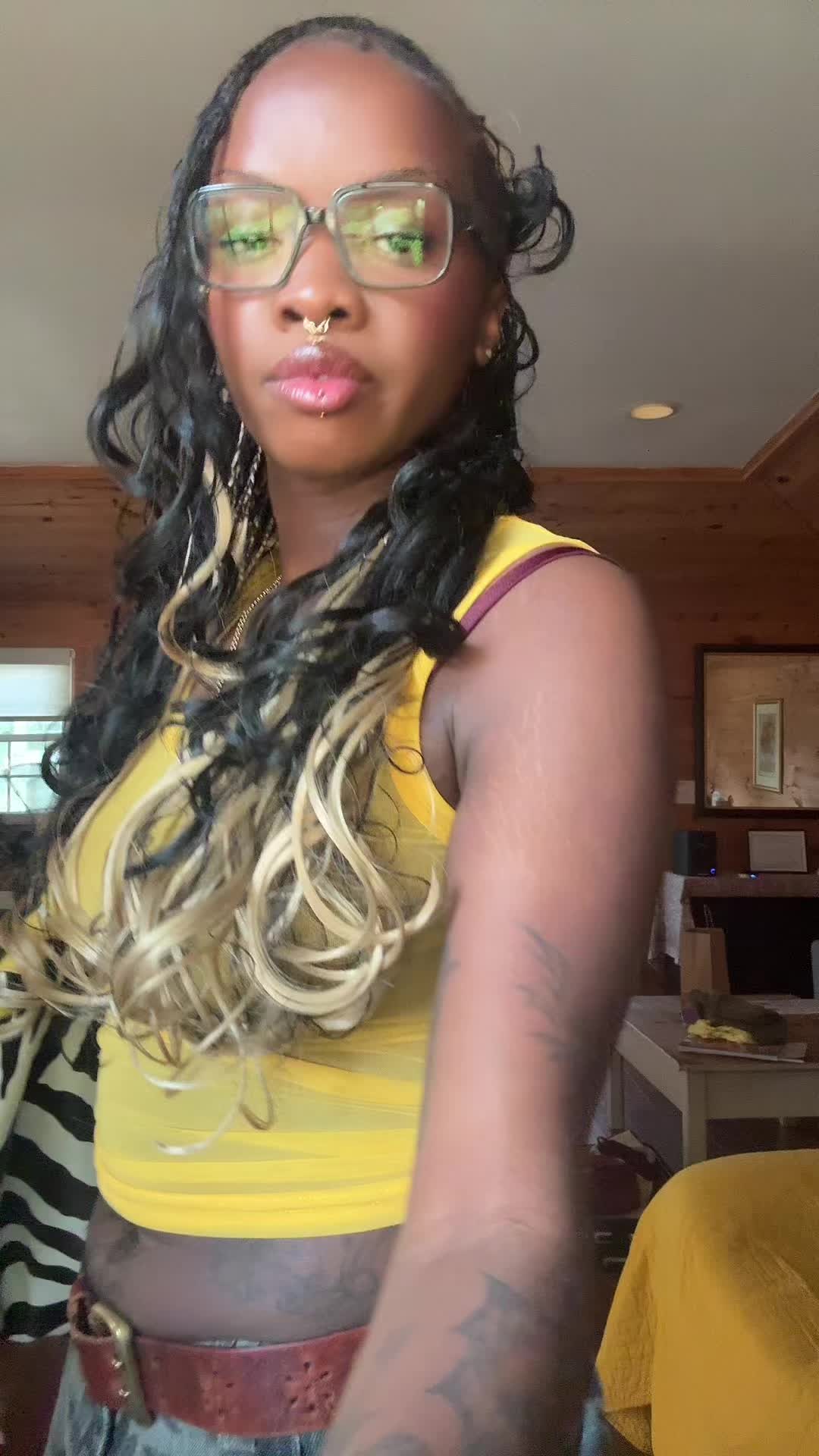@evilfemmelesbian