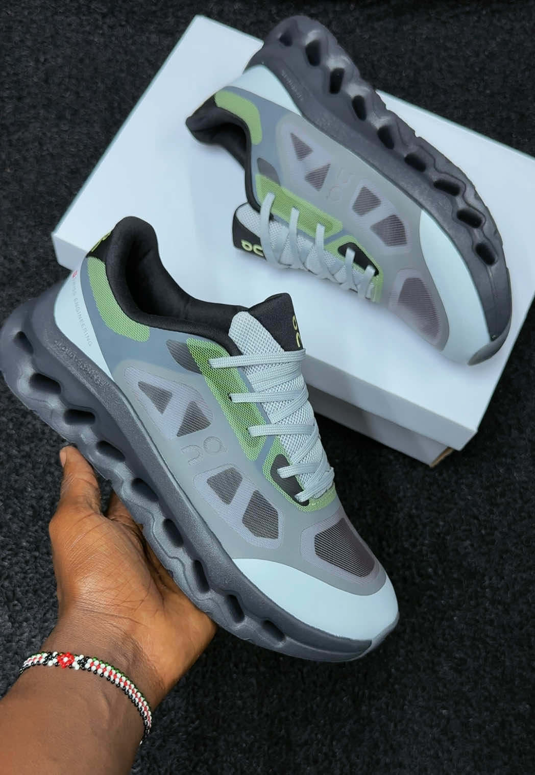 @NAIROBI SNEAKERS™️