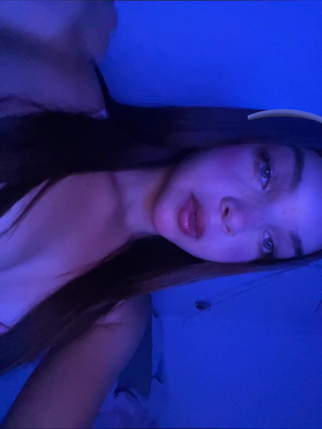 @👤