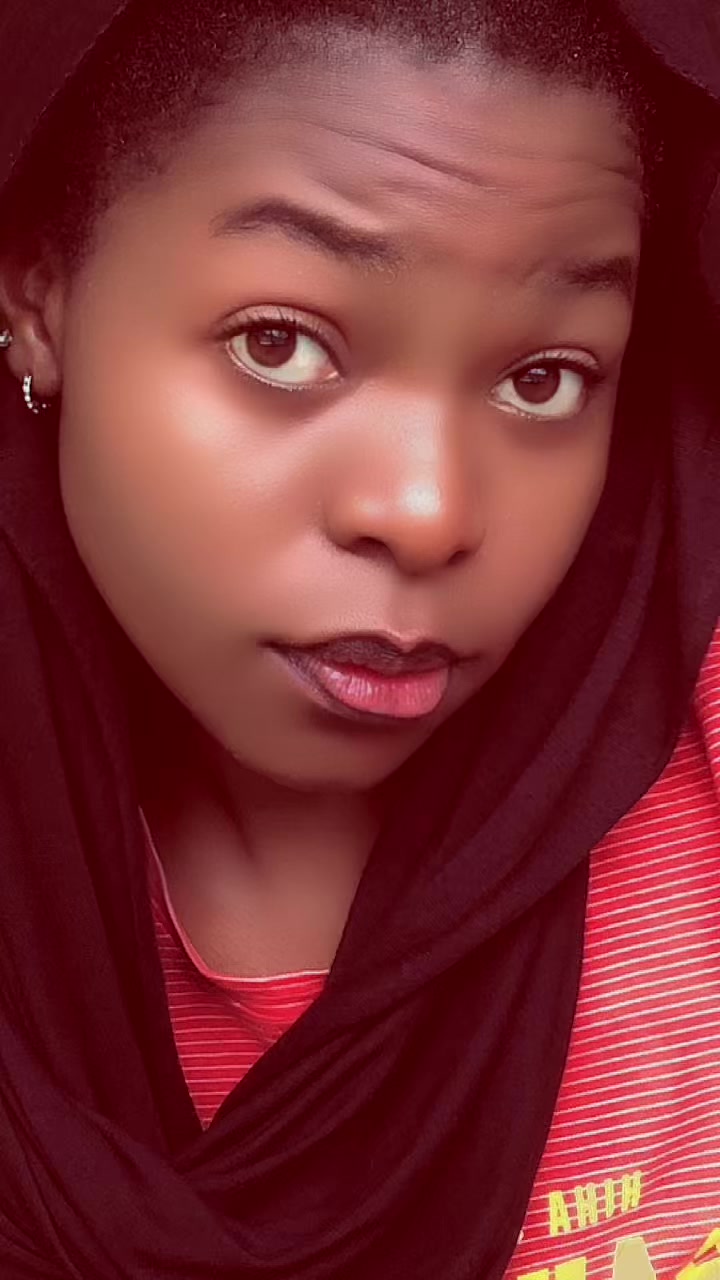 @Lady🦋 Nesa Bee😜
