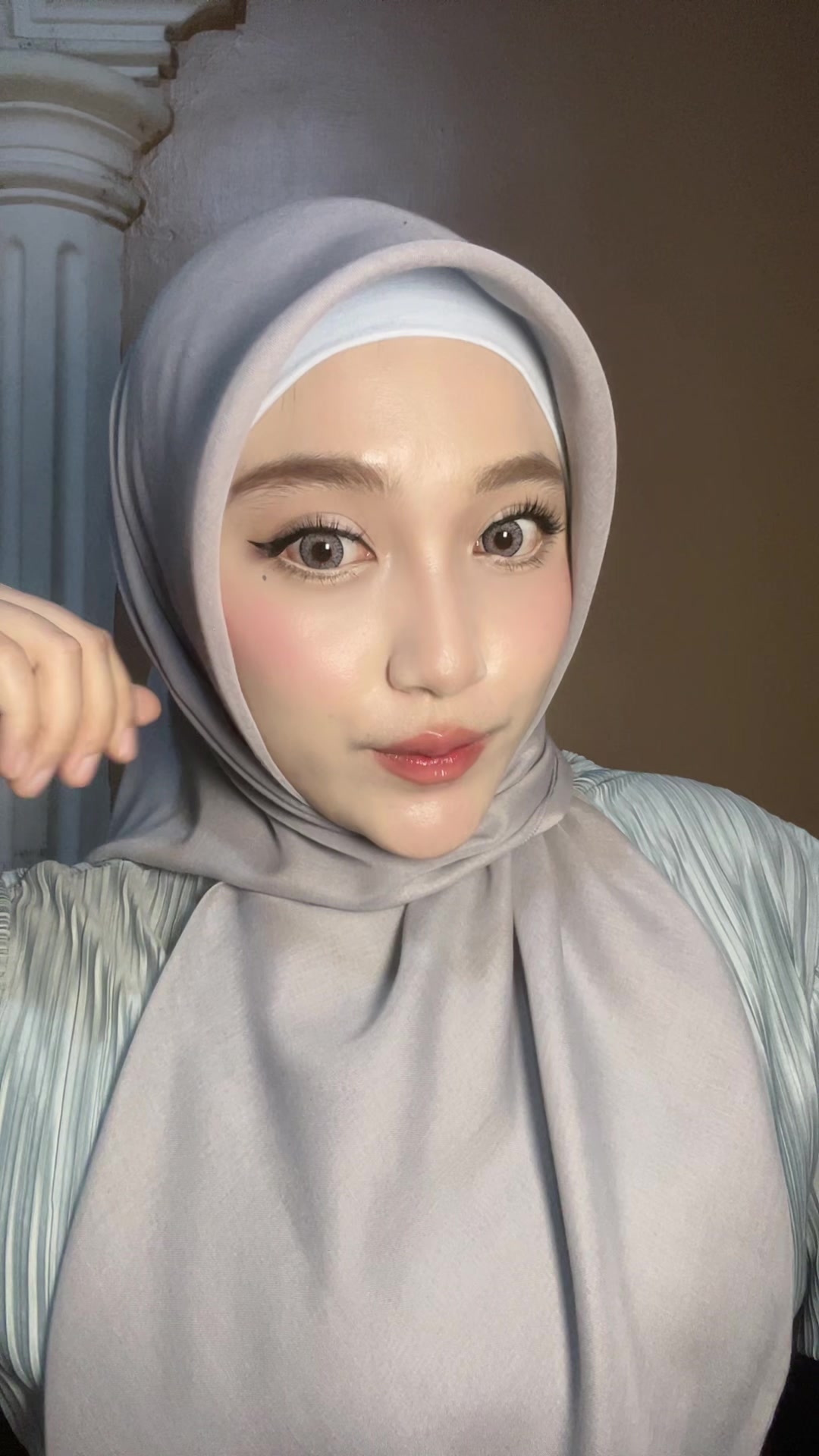 @Nisayaa