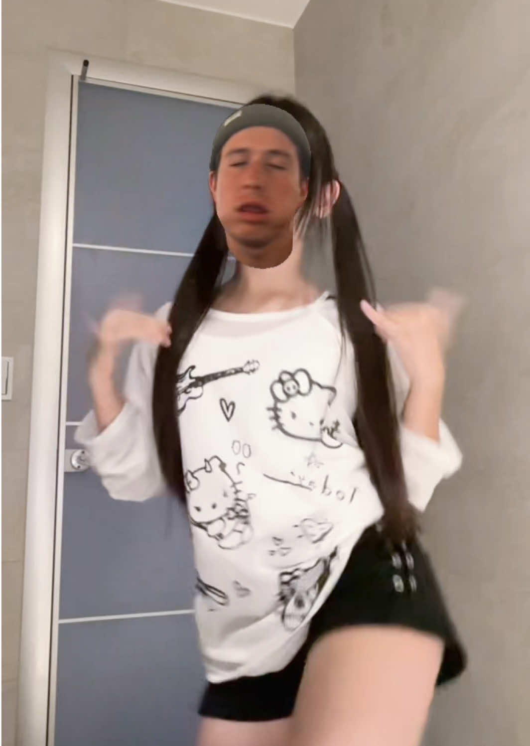 @妤乾