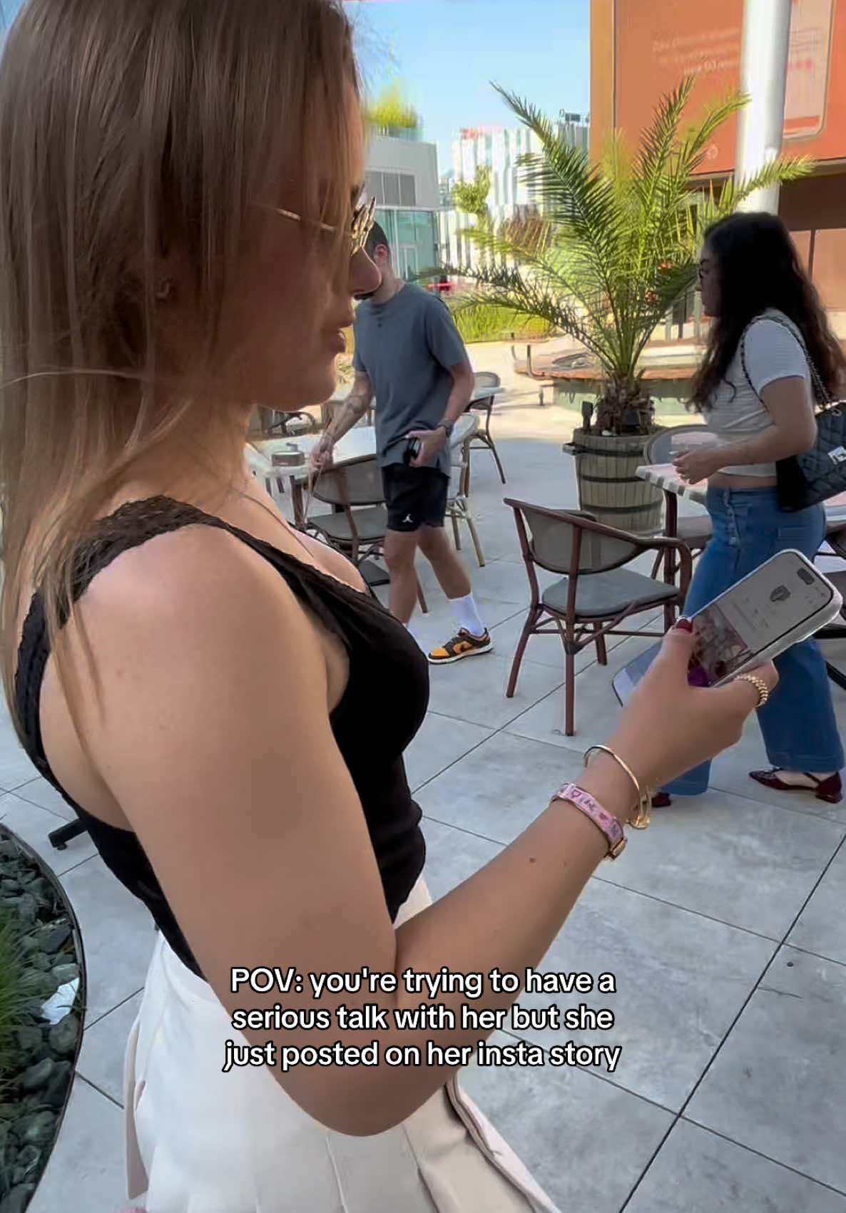 @babeblondee