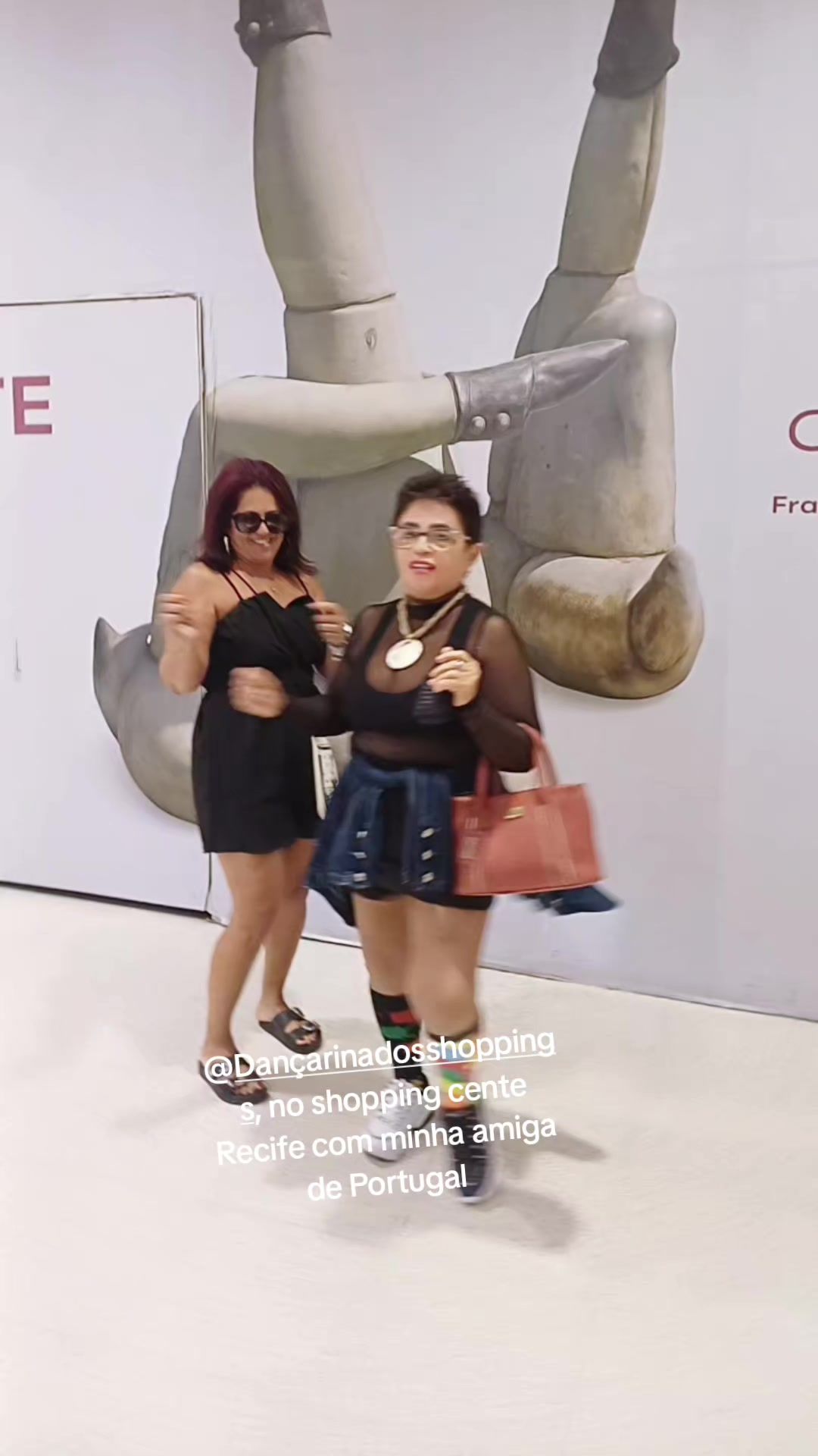 @Dançarina dos shoppings