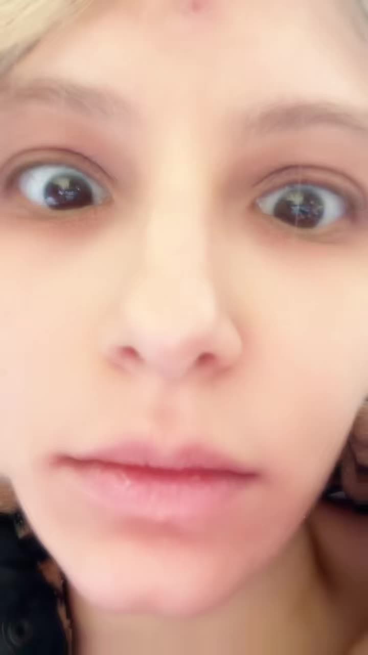 @Dee