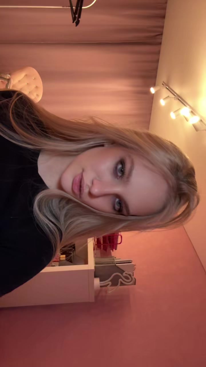 @uljana szostak 🦢