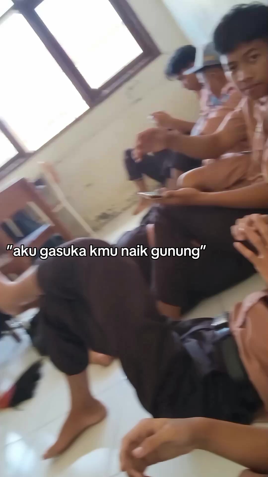 @dEki_