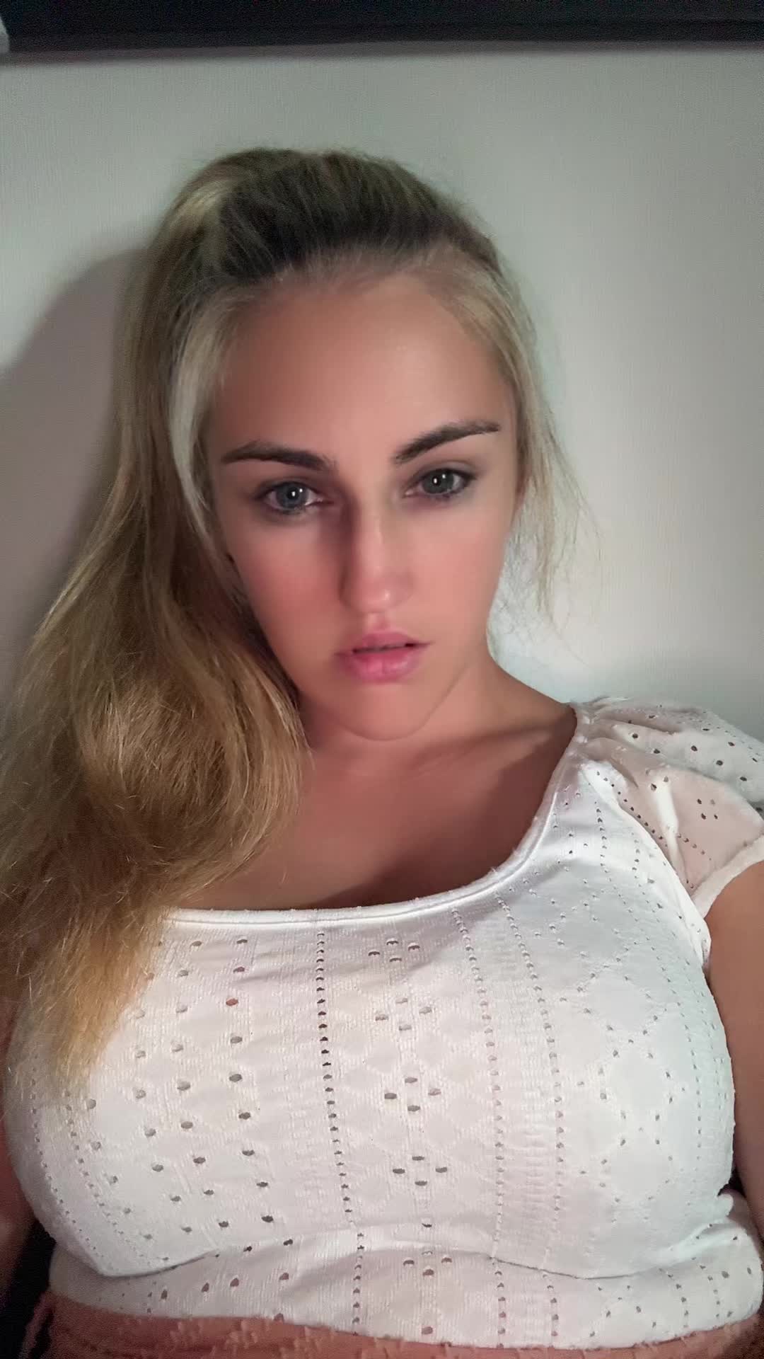 @★[ᴀɴɪᴄᴀ]★  (🦅🦁Ⓒⓐⓡⓢⓘ🦁🦅)