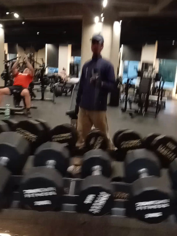@★彡[ɢʏᴍ💪ʟᴏᴠᴇʀ]彡★