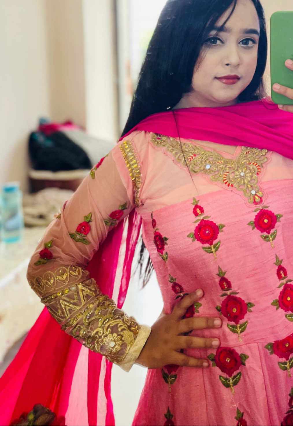 @👸