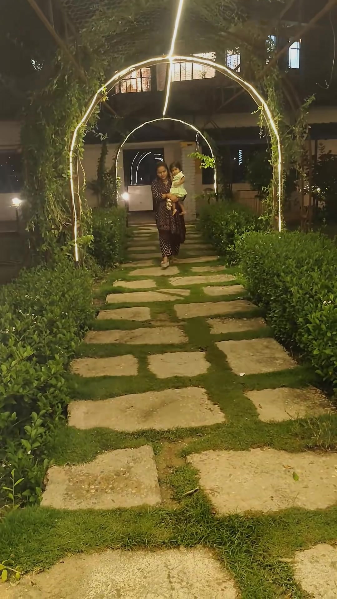 @shwetajaischaurasiya