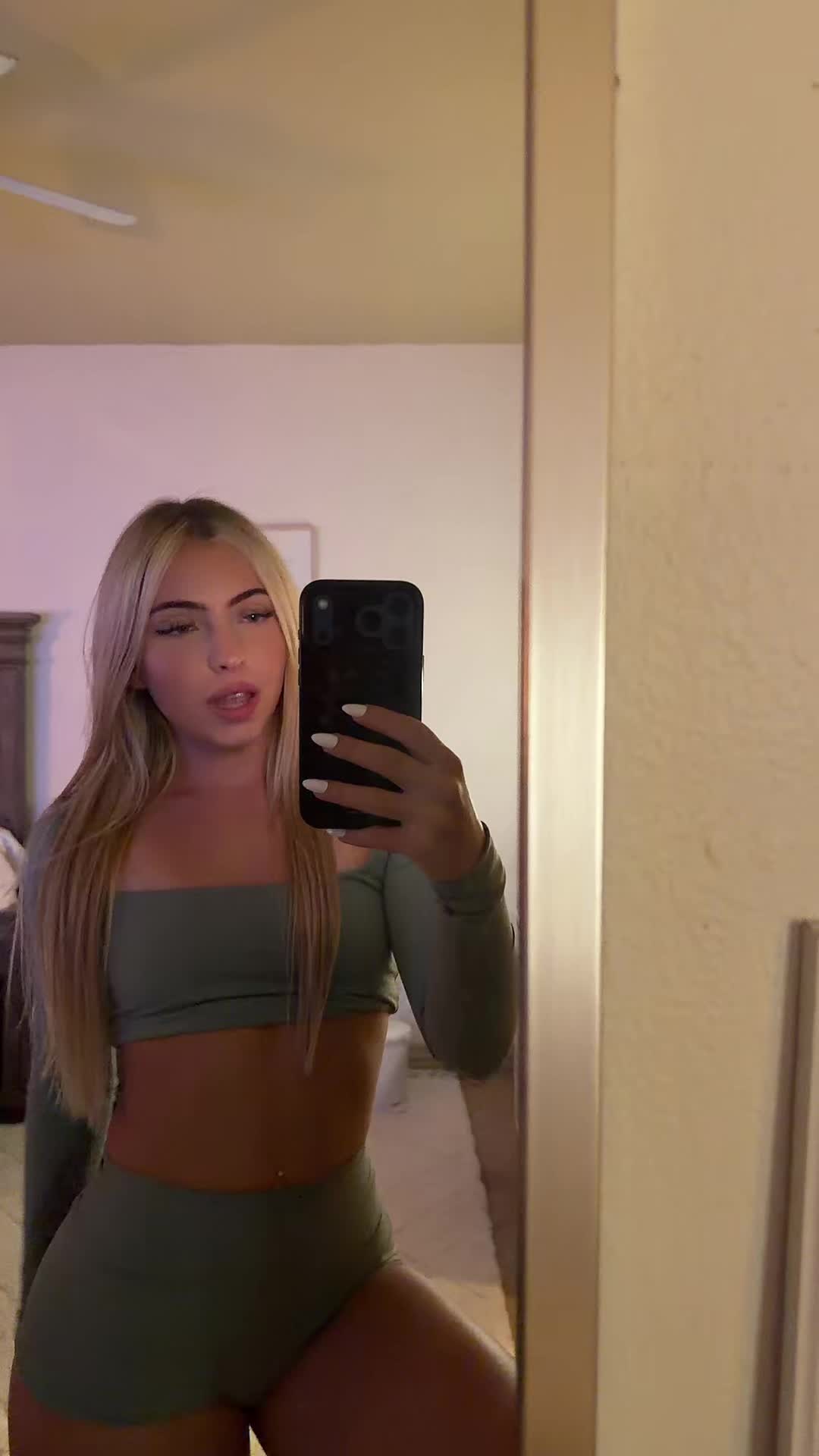 @chloeiicutie