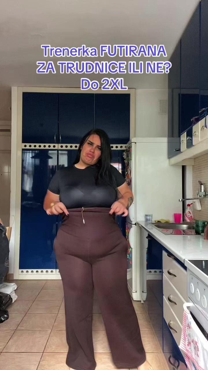 @Jovana 🦂