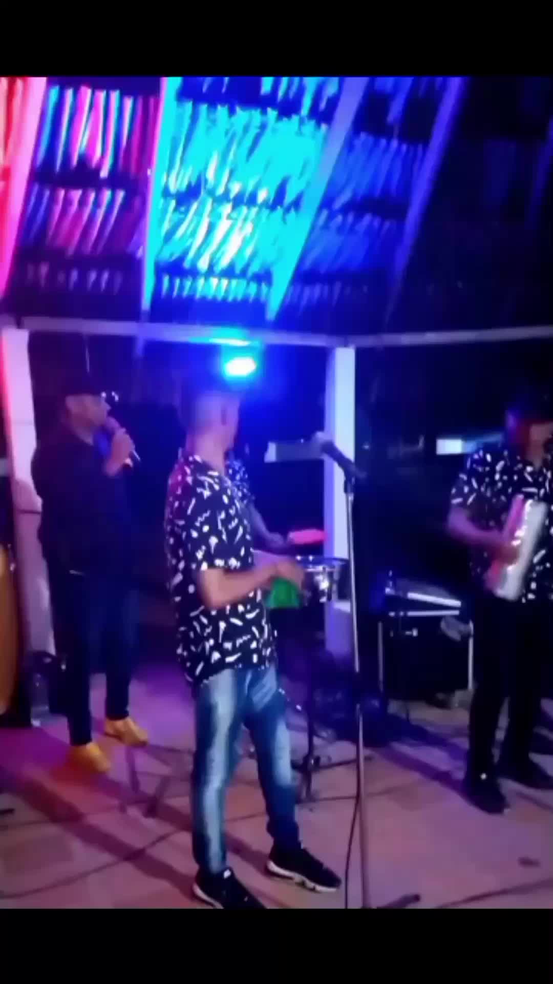 @Miguel ángel