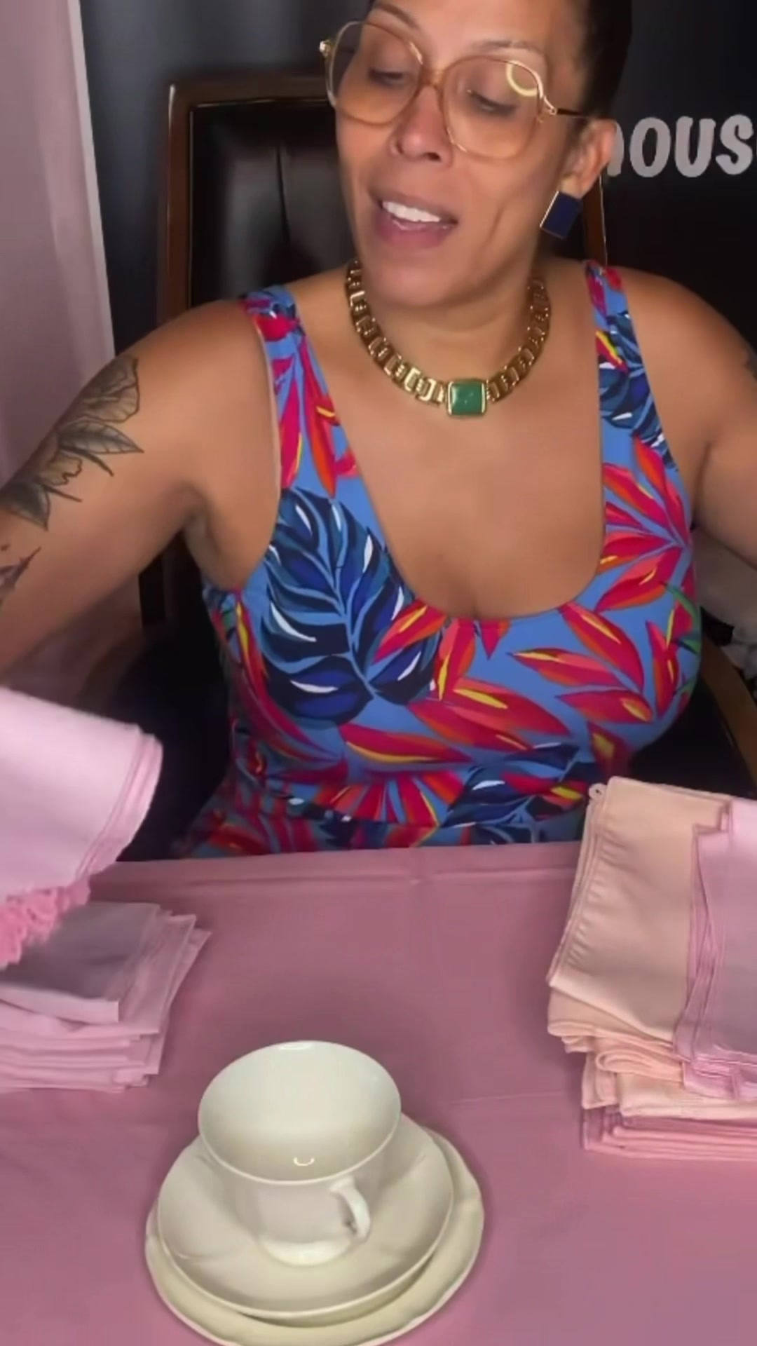 @thereneerochelle