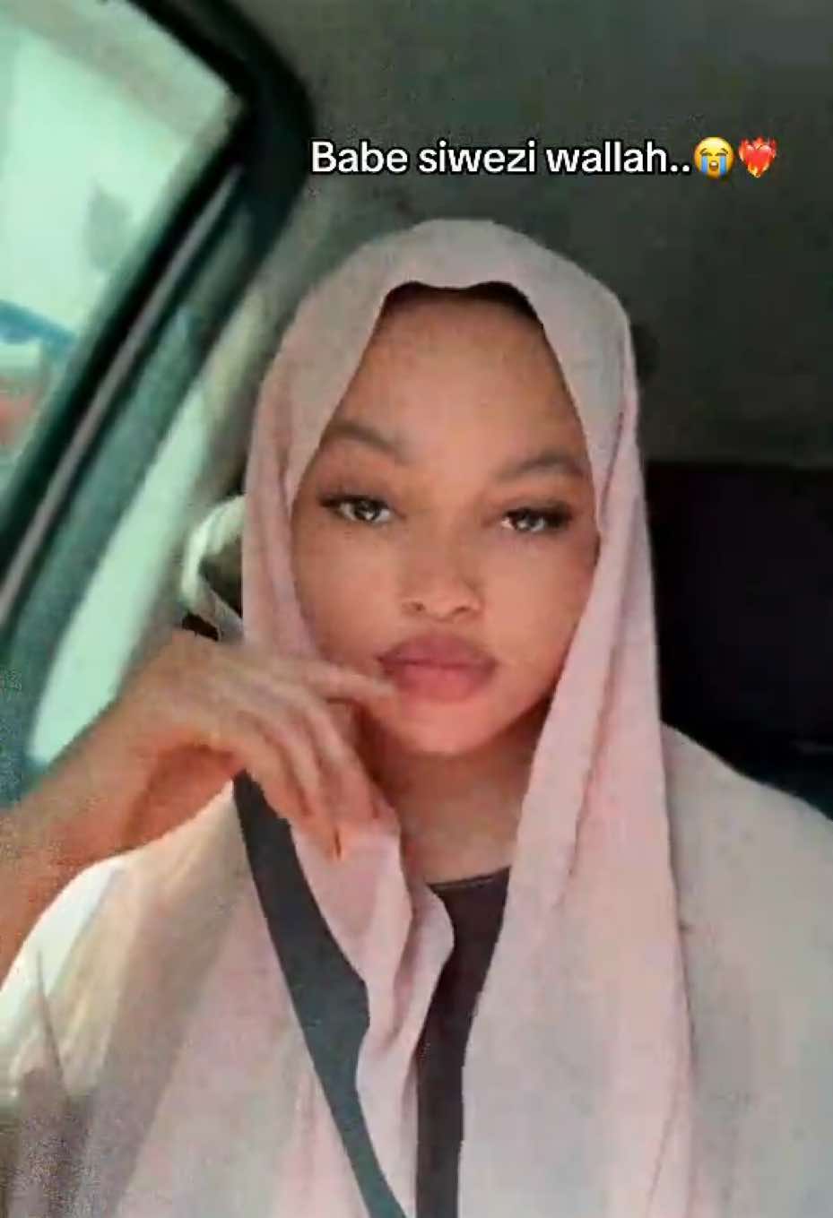 @𝐙 𝐔 𝐑 𝐈