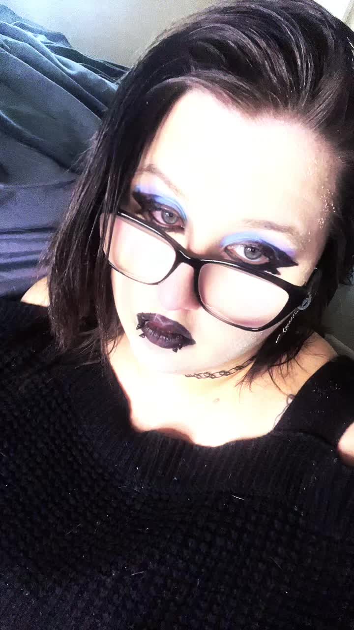 @sp00ky_treats