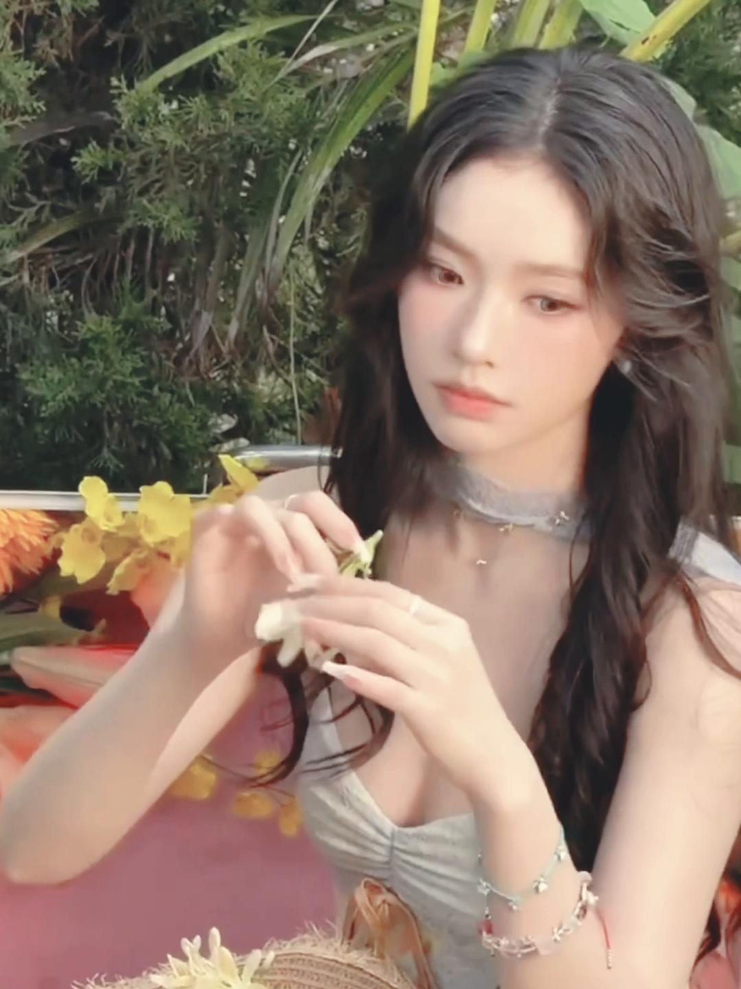 @𝒍𝒊𝒏𝒚𝒖𝒏ʲᵉˡˡʸ⁹⁶