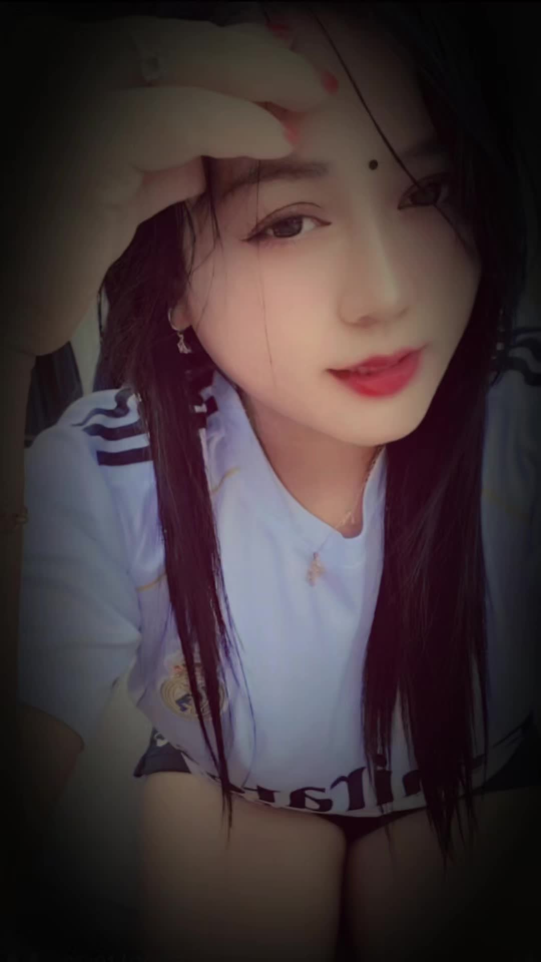 @Mimi🇨🇾🇳🇵