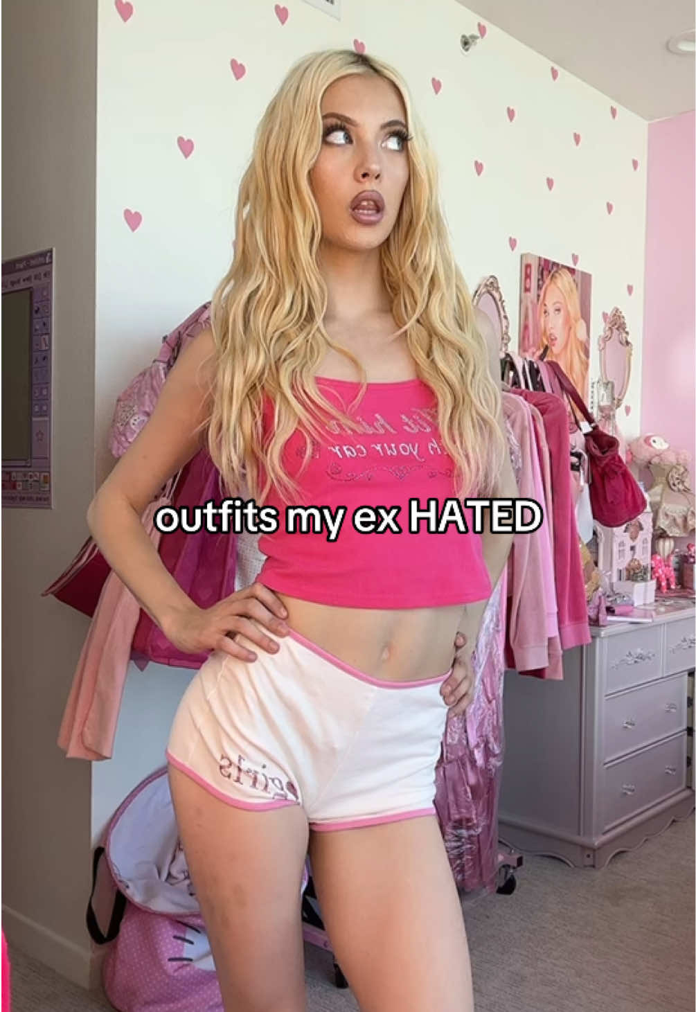 @mo