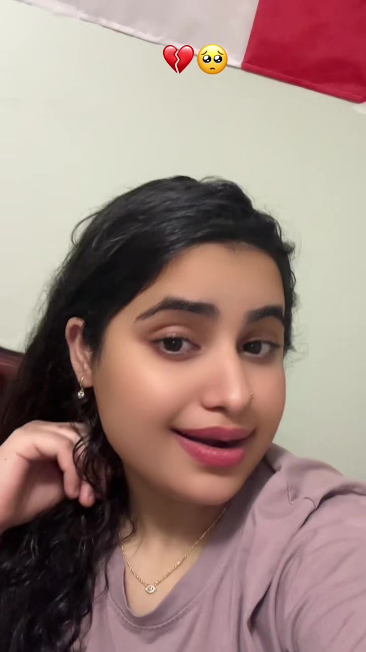 @riyaa_sharma18
