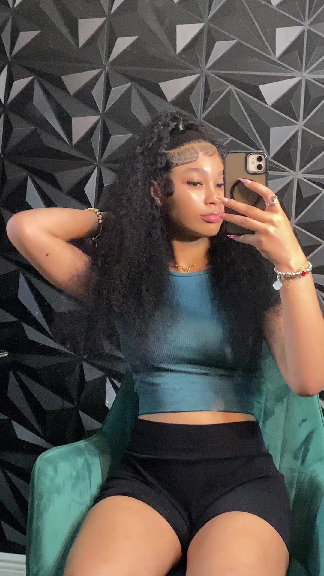 @deavianna