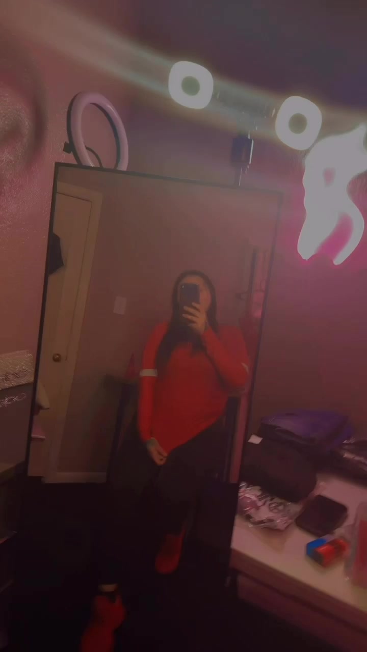 @honeylove100_