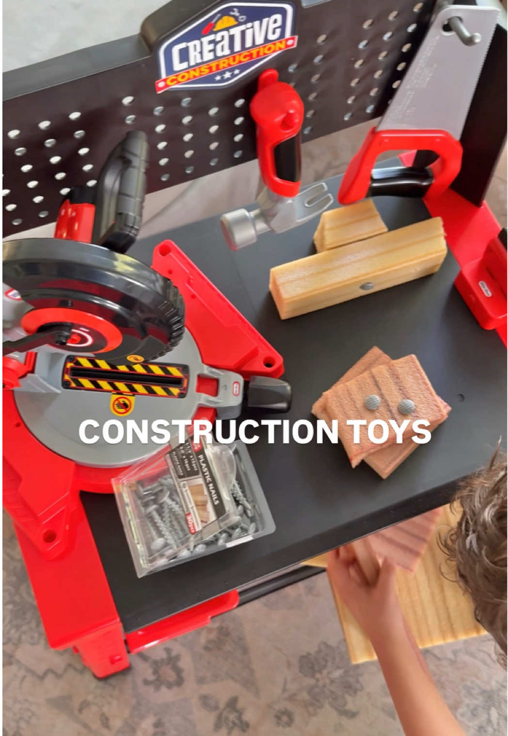 @Jessica | Mom + Kids + Toys ✨