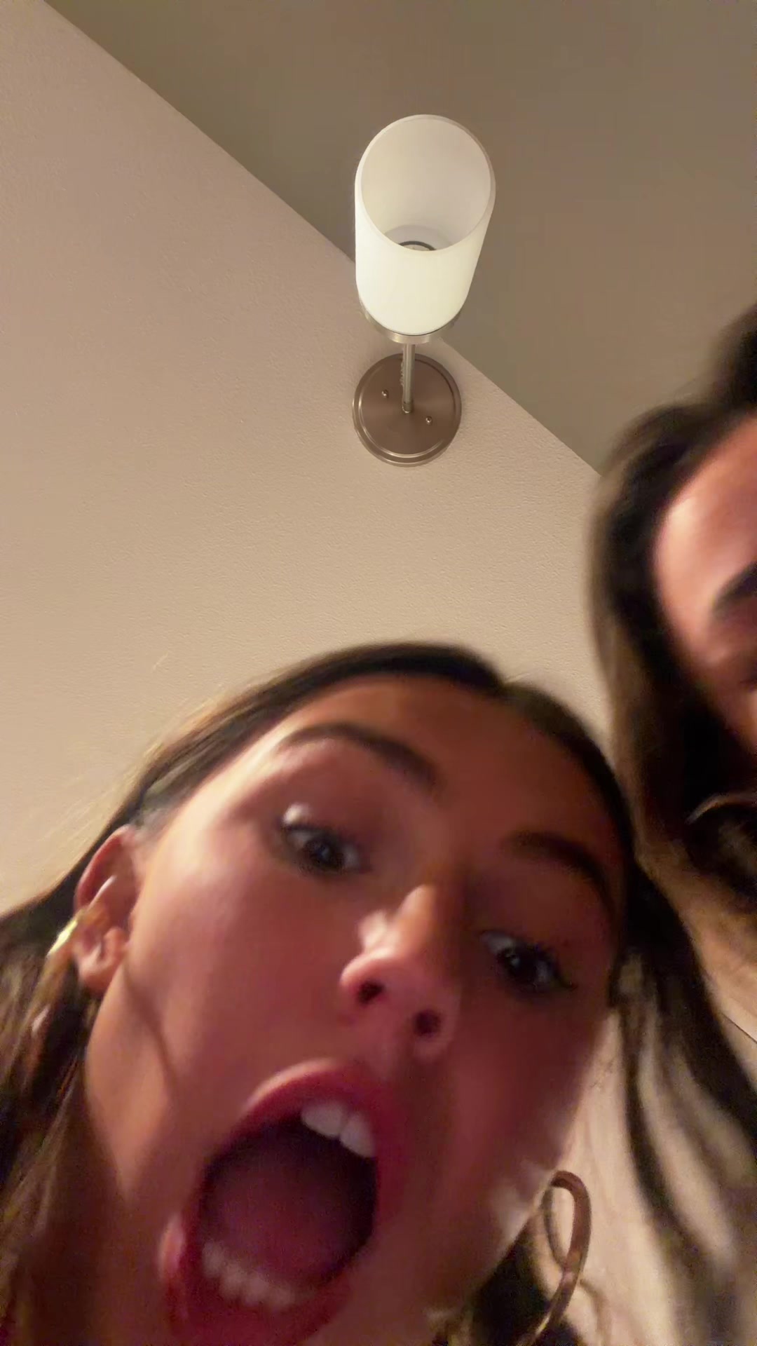 @Kiki