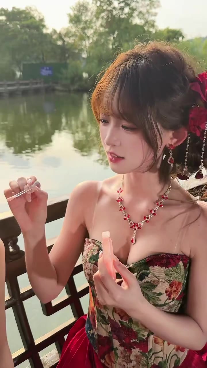 @Auiee