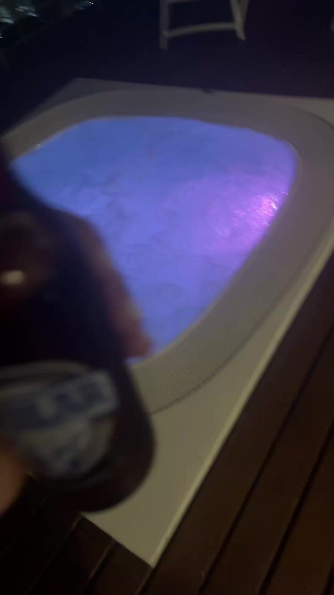 @⚡️