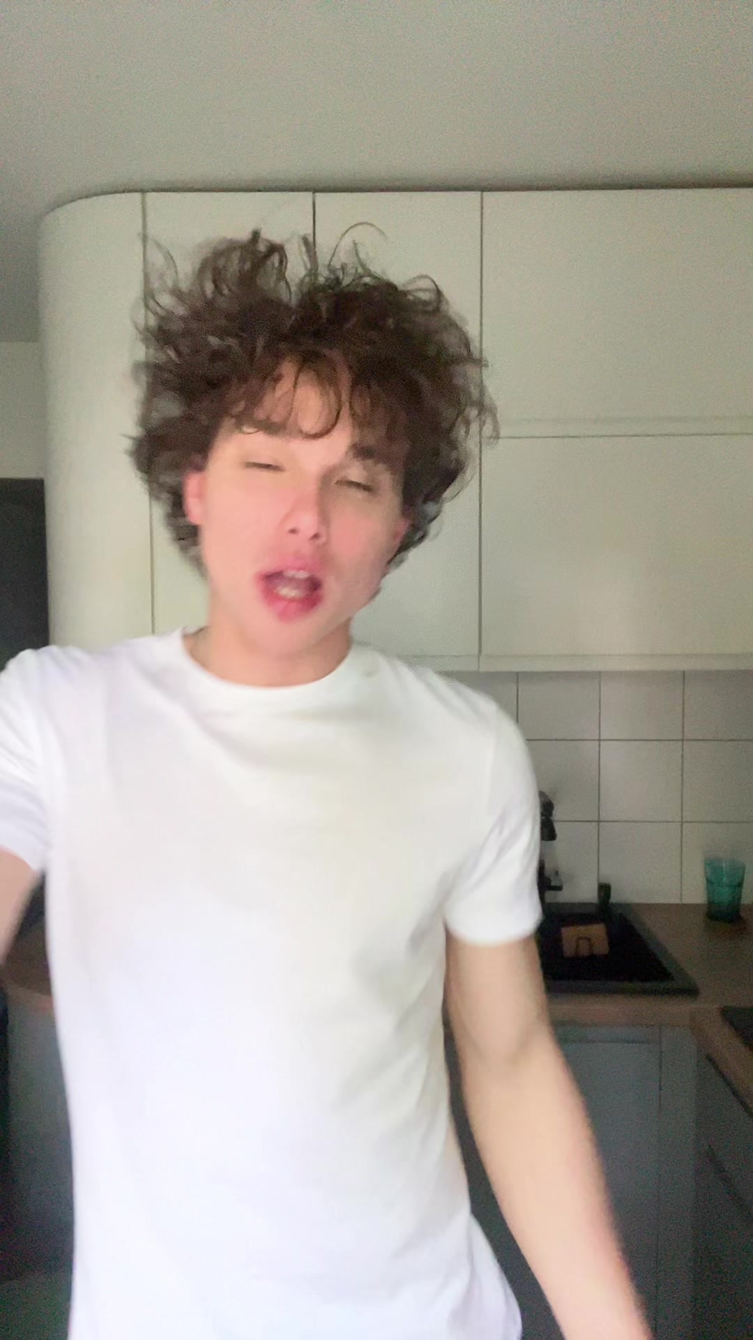 @Ванек