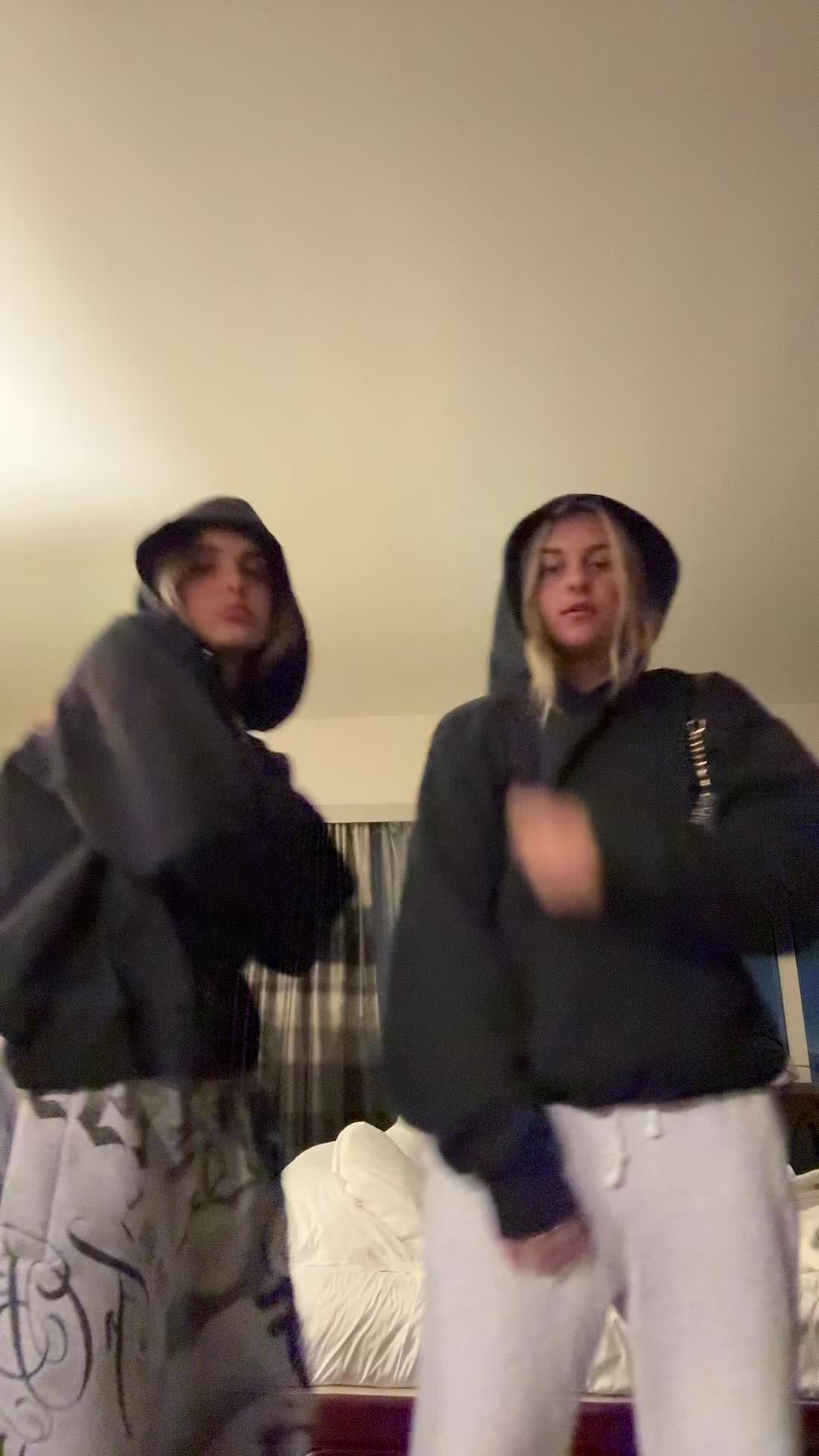 @urfavdarebear
