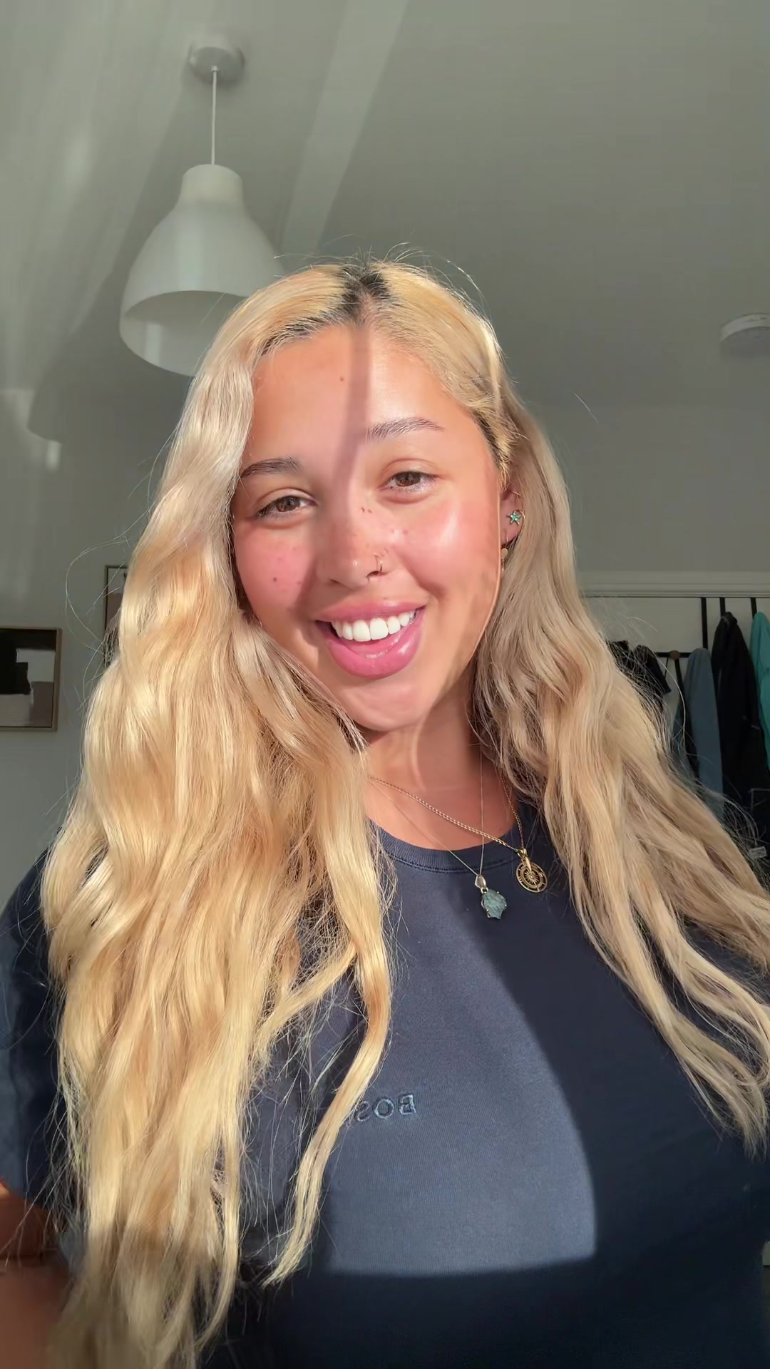 @Anisha🌊