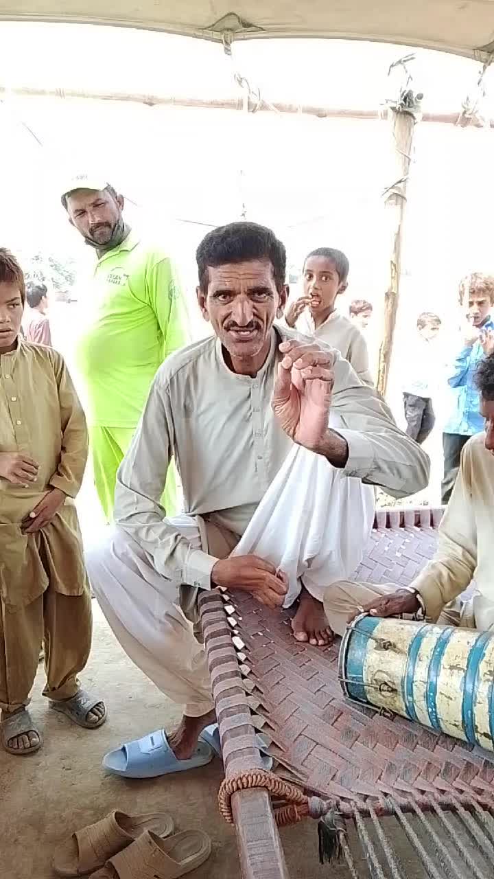 @m Khalid Abbas