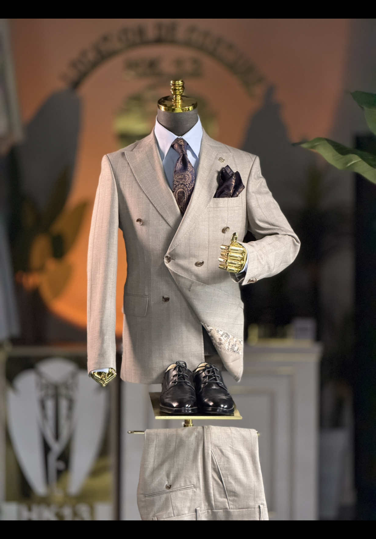 @Location_costume.Hk13