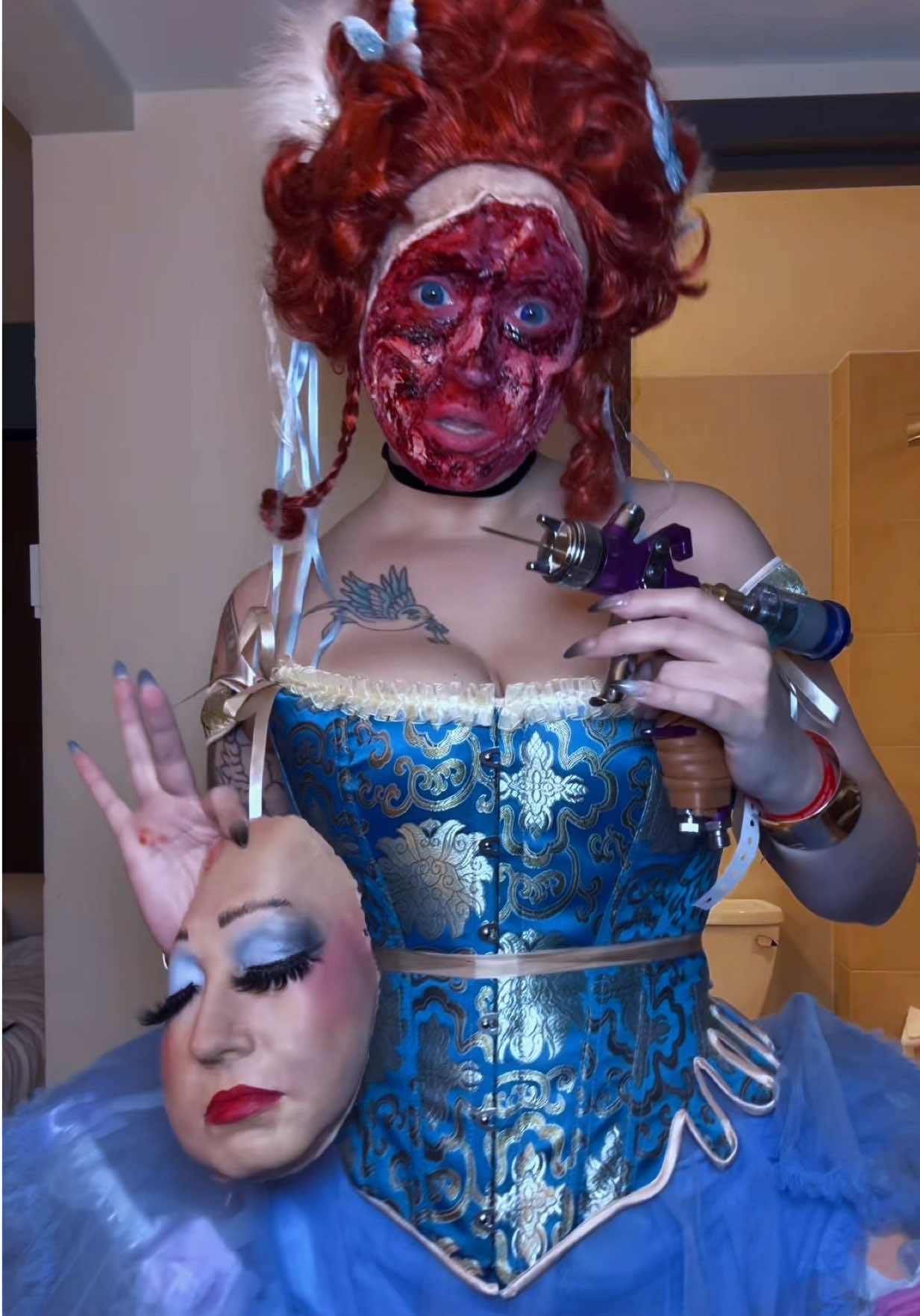 @PorcelainDollXO