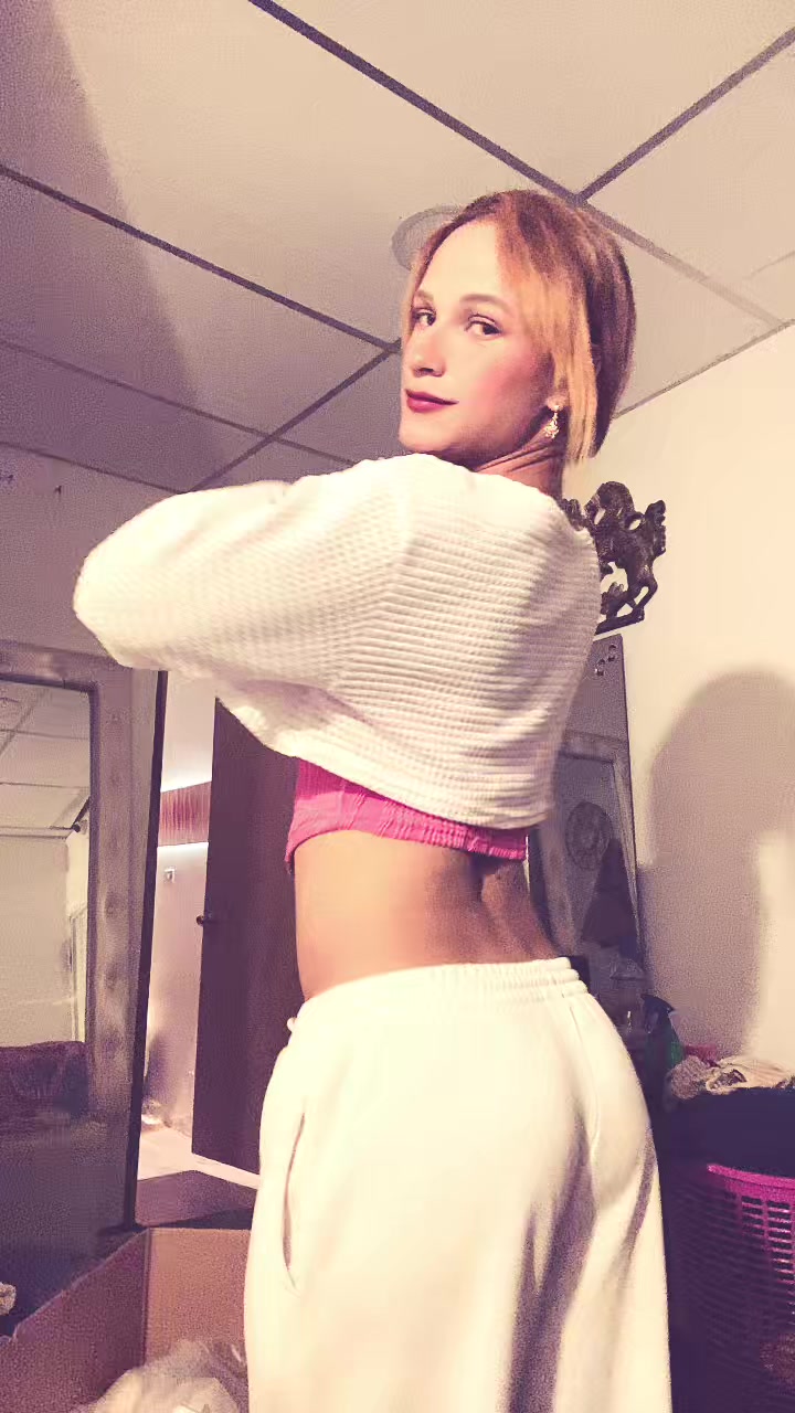 @iamdaliagrant