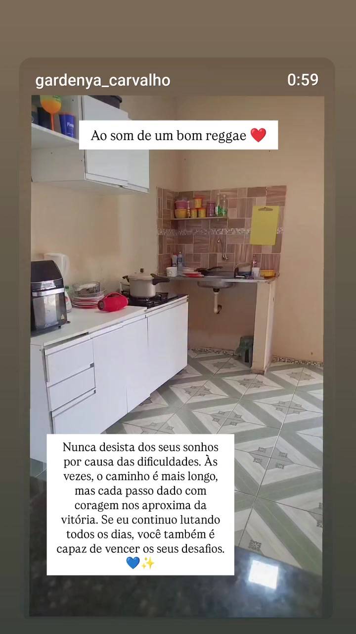 @Gard&ecirc;nya Carvalho