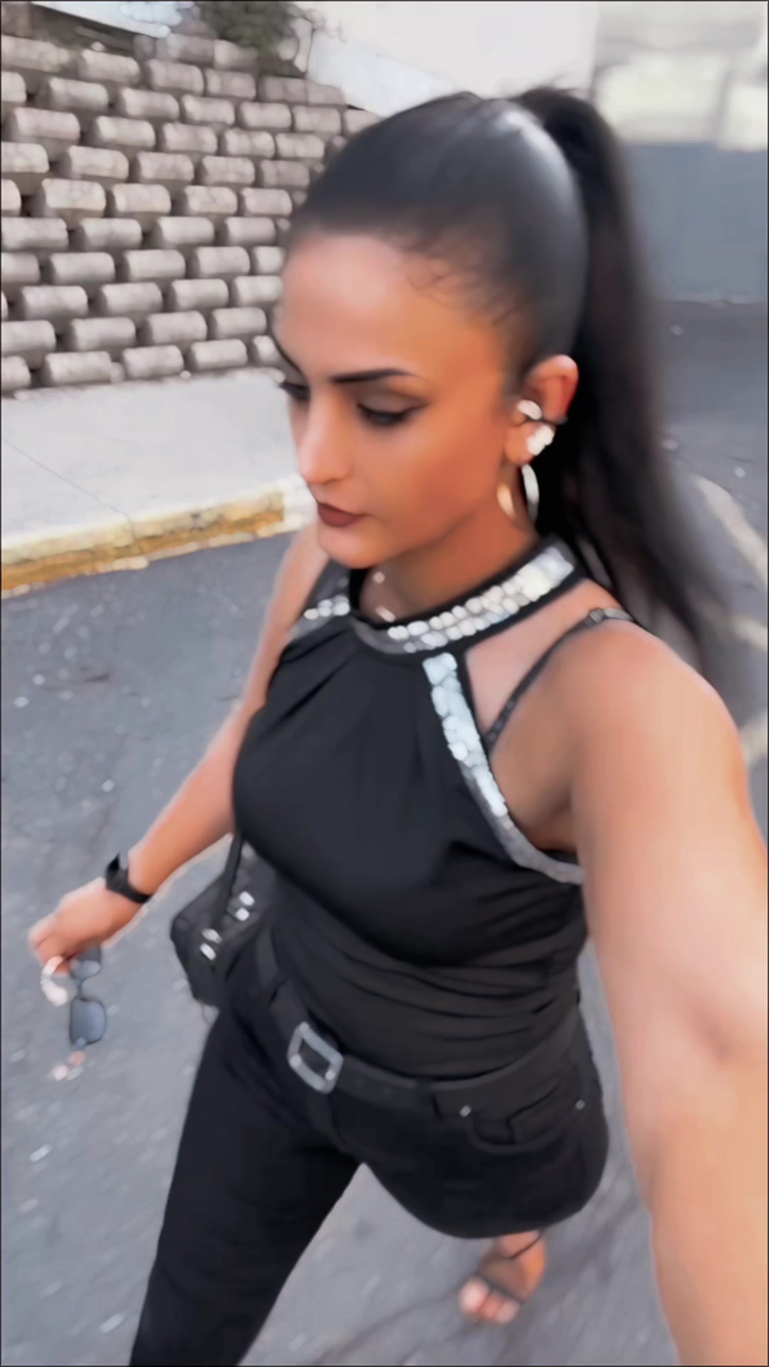 @Ela asi