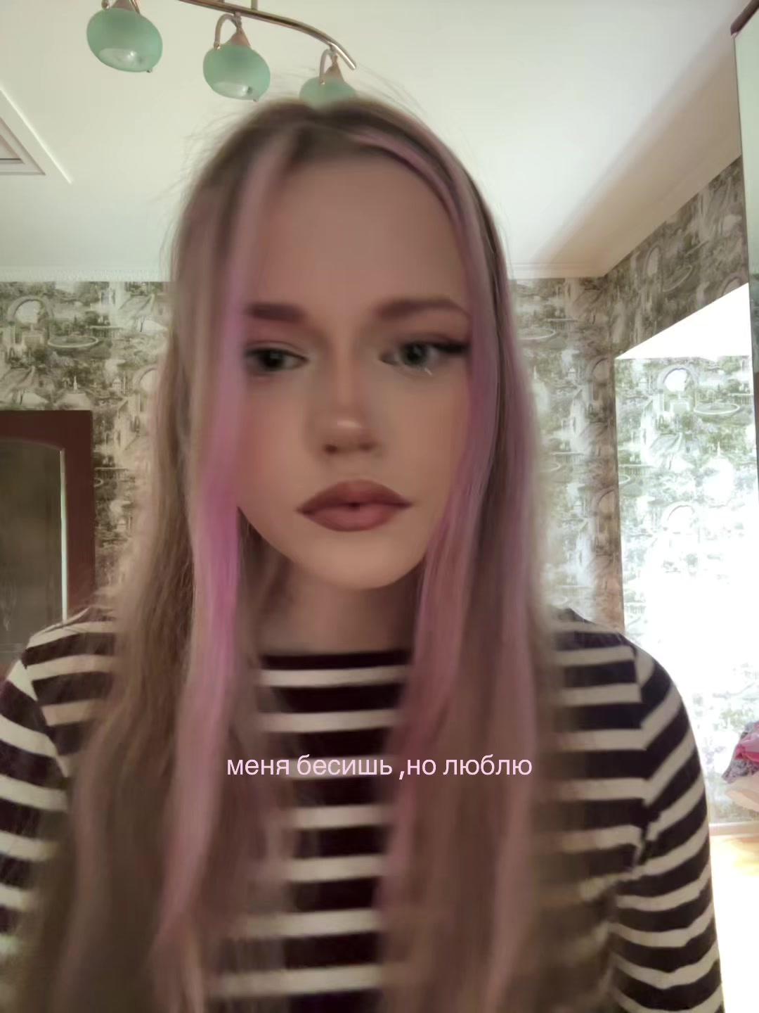 @★★★