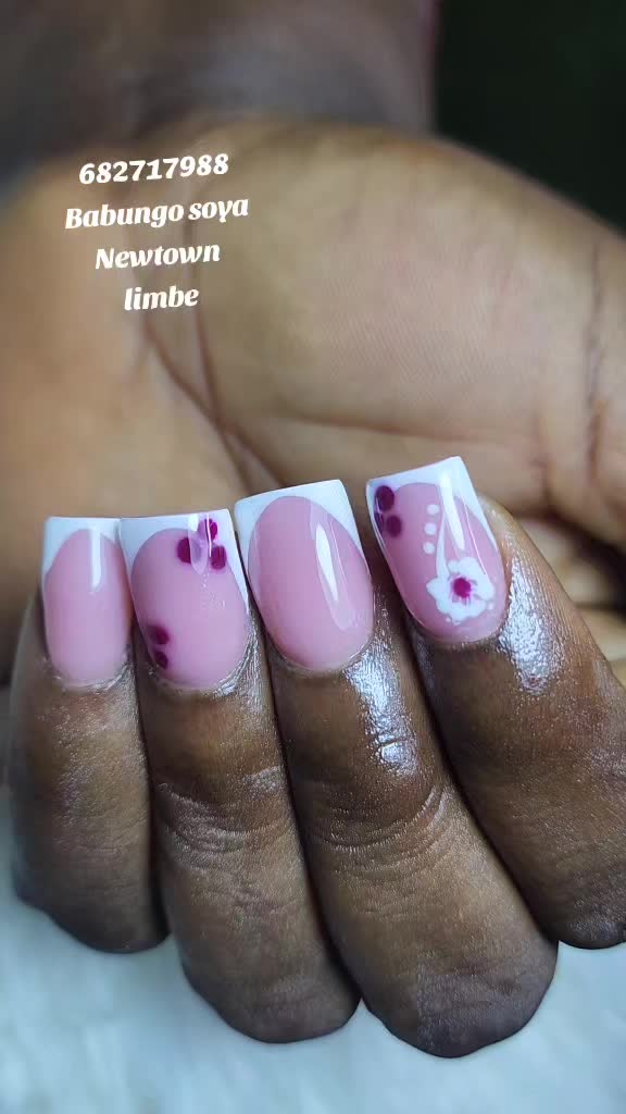 @Lashes and nails in Limbe